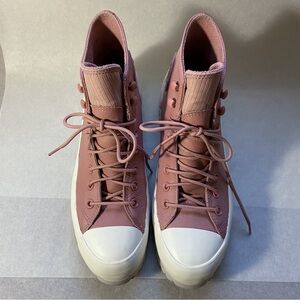 Converse Chuck Taylor All Star HI Lugged 2.0 Sneaker - Night Flamingo